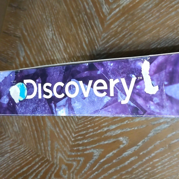 Kids Discovery Crystal Growing Kit with the STEM Seal of Authenticity - Picture 9 of 9